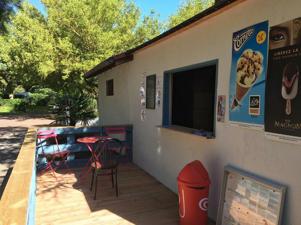 Camping Le Moulin Du Roy Revel  Exterior foto